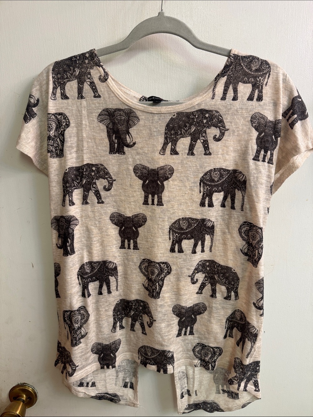 mmmmmmm Women's Beige Printed Shorts - Size L